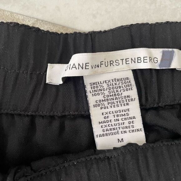 Diane von Furstenberg Waslia Beaded Mesh Shorts Size M *flaw* - Picture 5 of 8